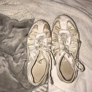 Nfinity cheerleady shoes - indoor and outdoor